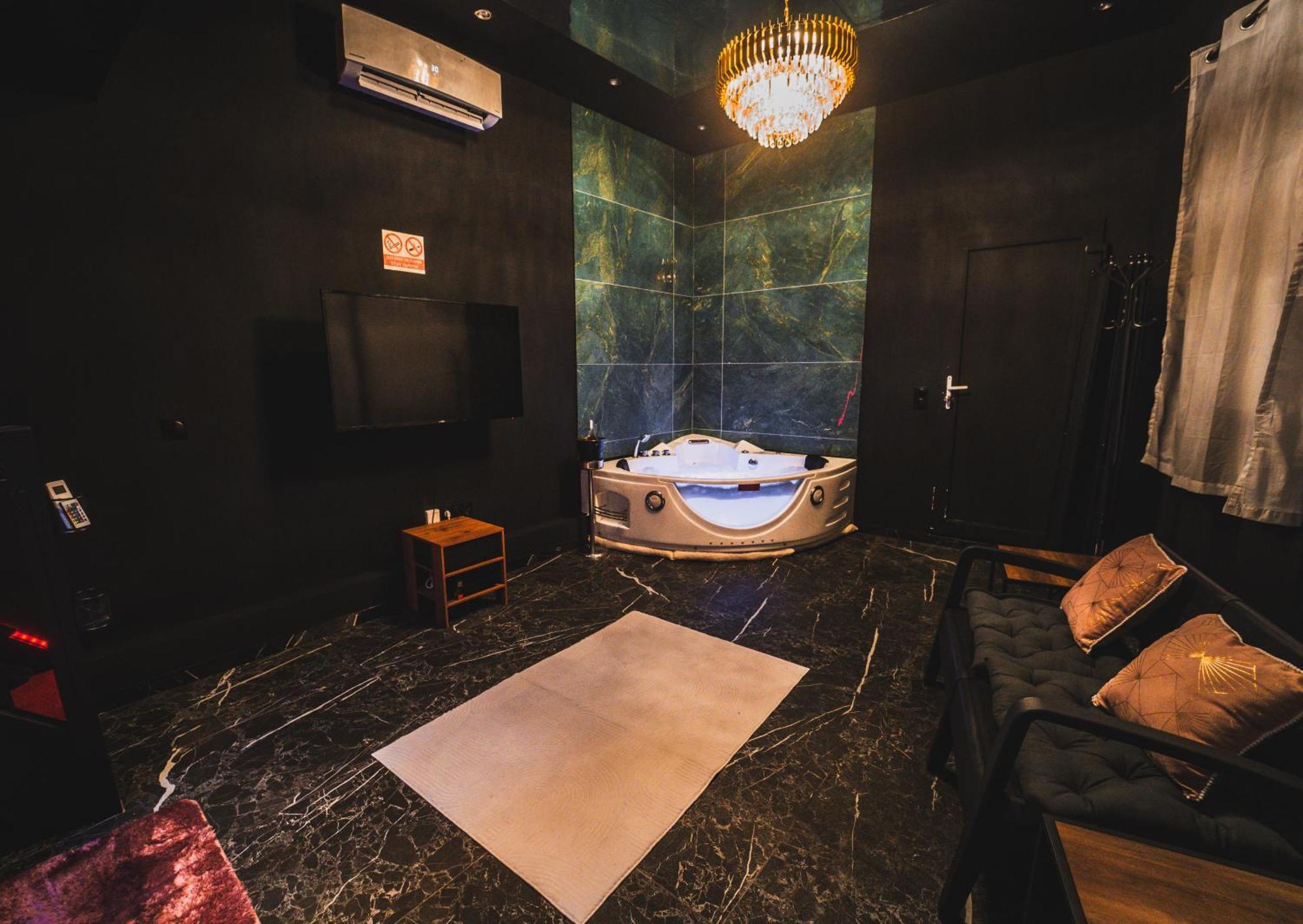 Amour D'Une Nuit, Loveroom Sarcelles Eksteriør bilde